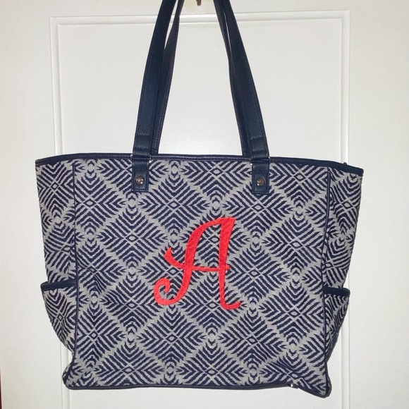 Cindy Tote Thirty-One ‘A’ bag - Picture 1 of 4